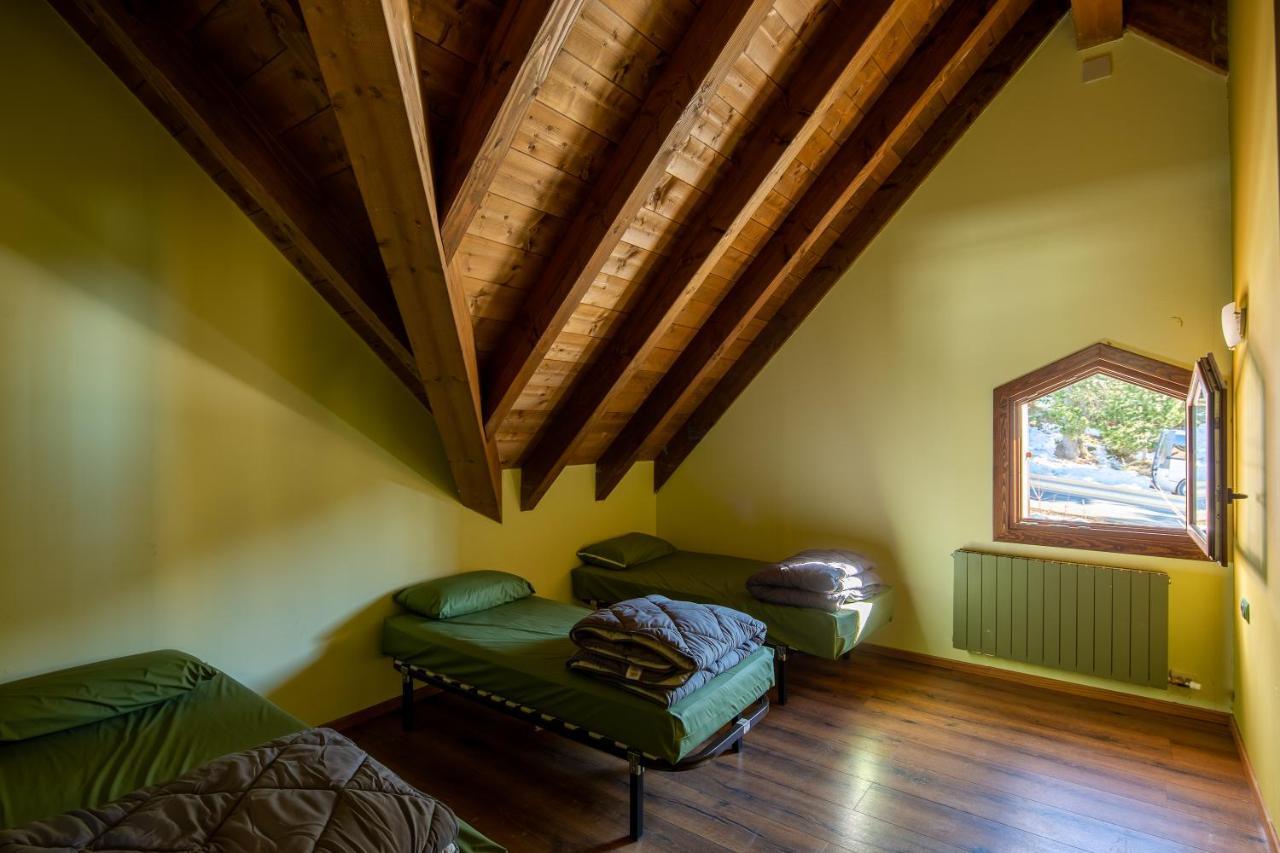 Hostel Xalet Refugi Rasos De Peguera Castellar del Riu Zewnętrze zdjęcie